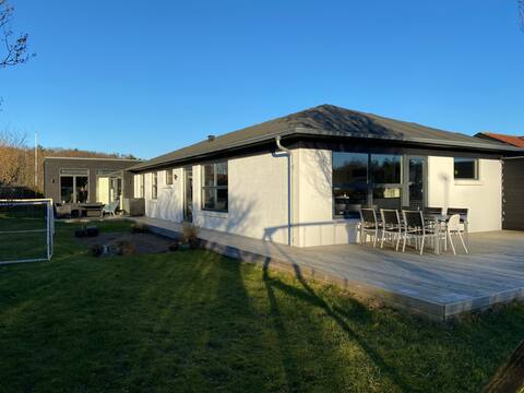 Cozy house - sunny terrace