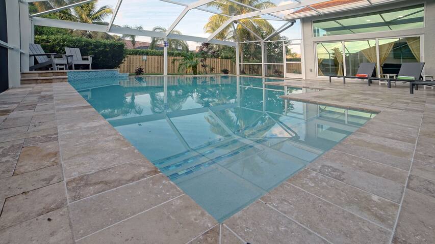 Modern House Heated Pool Gourmet Kitchen Pets gallery image 2