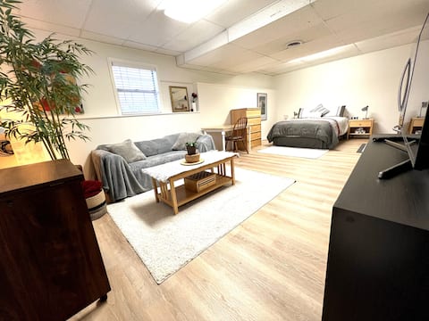 Popular Airbnb listing: Spacious guest suite w kitchenette, private bath. in Lawrenceville