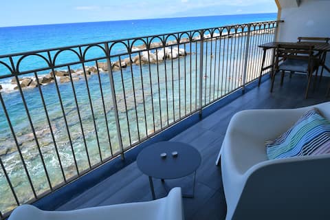 Marina Holiday Home - House 10 meters from the beach