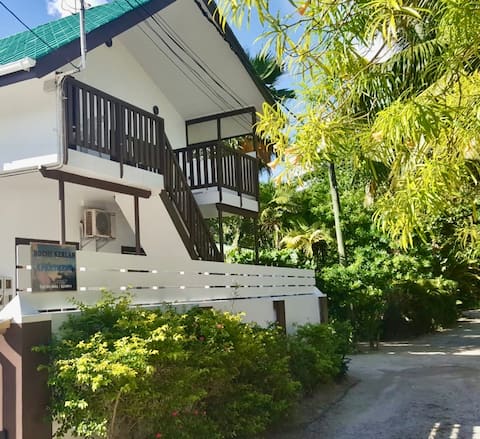 Great Island Style Family Apartment, Roche Kerlan