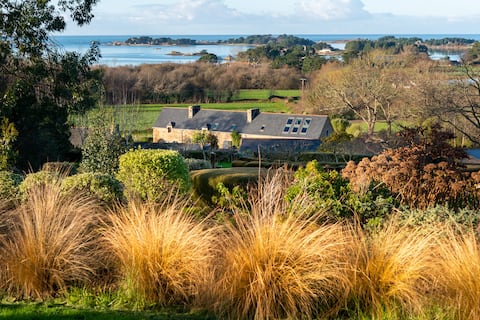 Beautiful property with sea view (14 people)