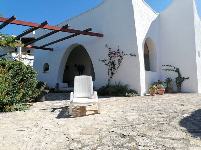 Villa Giardino, alto Salento, a due passi dal mare gallery image 2