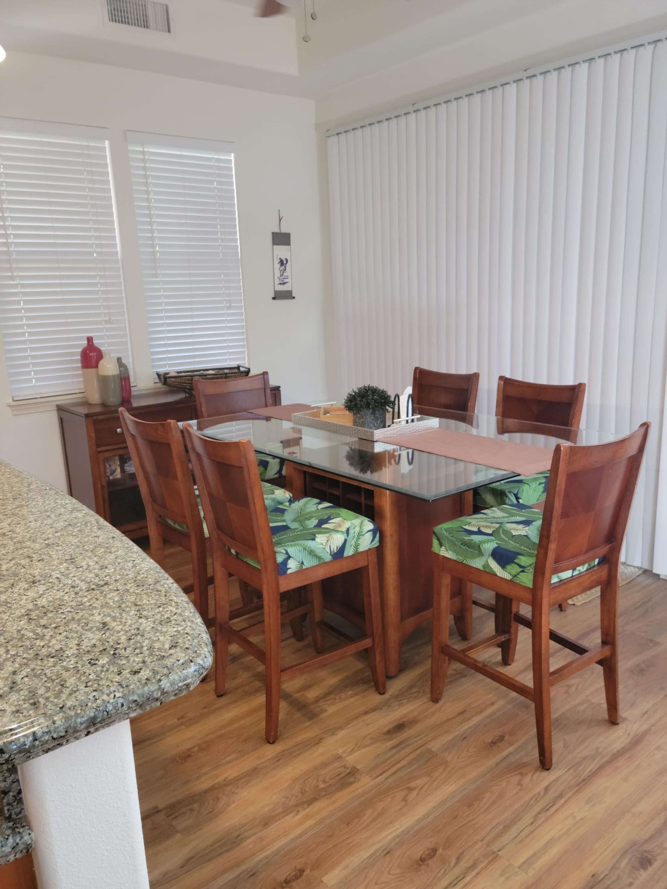 Condo in Waimea · ★4.98 · 2 bedrooms · 3 beds · 2 baths - Image 12