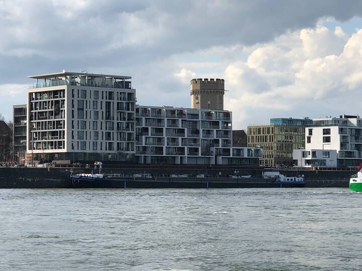 Exclusive apartment in Cologne Rheinauhafen Apartments for Rent in