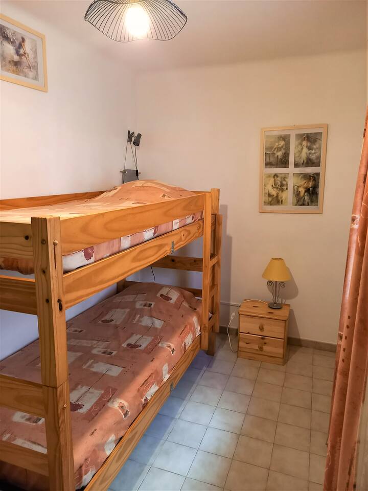 Spálňa 2