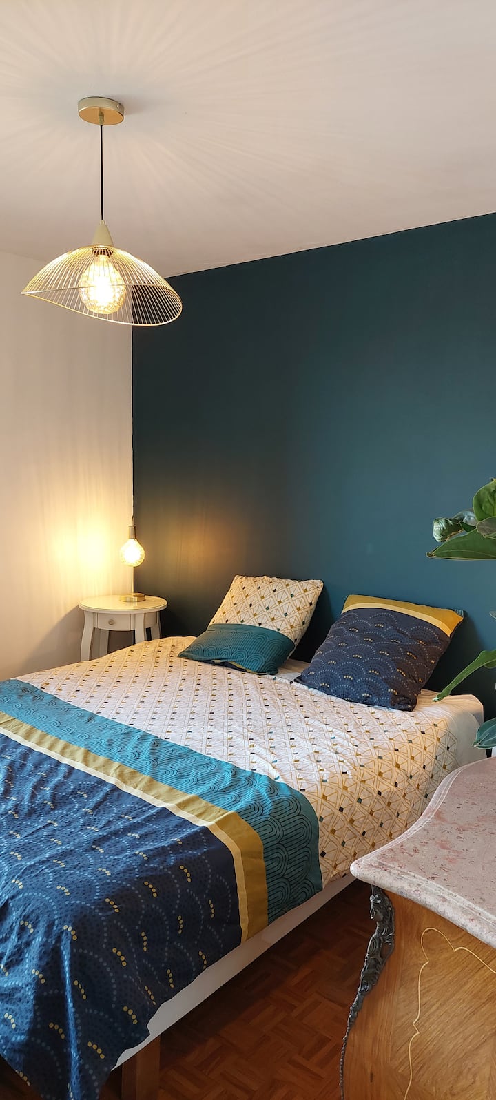 Dormitorio 1 ,Cama de 160. Ventana con vistas al valle