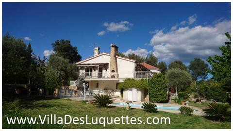 Ideal villa families T7 pool