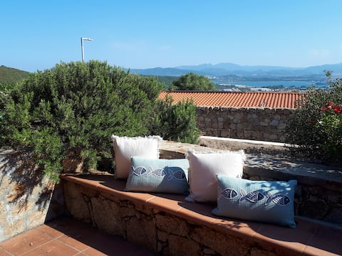 Successful Airbnb property: House with sea view - Casa la Perla in Olbia