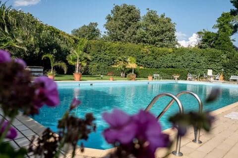 Villa Franca with Sports Pool & Relaxation
