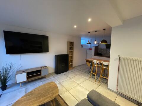 single-story 75 m2, Issoire center with exterior