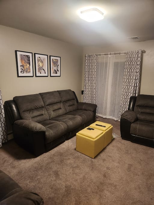 Airbnb Luxury apt. Fully equipped!