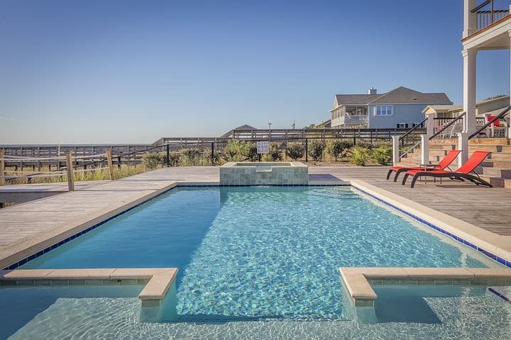 Stylish & Modern Austin Home W/ Yard - Buda, TX