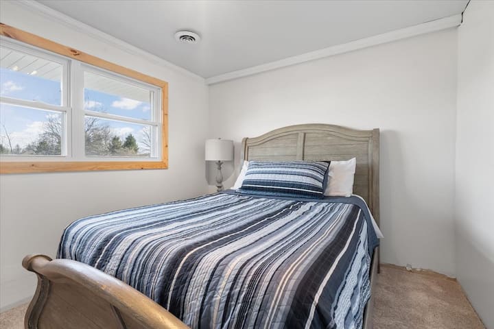 Kamer met queensize bed 