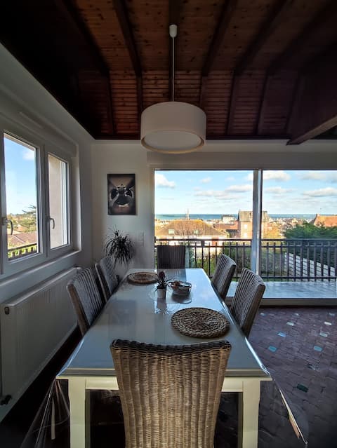 Arromanches Beach Panoramic, Beaches & D-Day sites