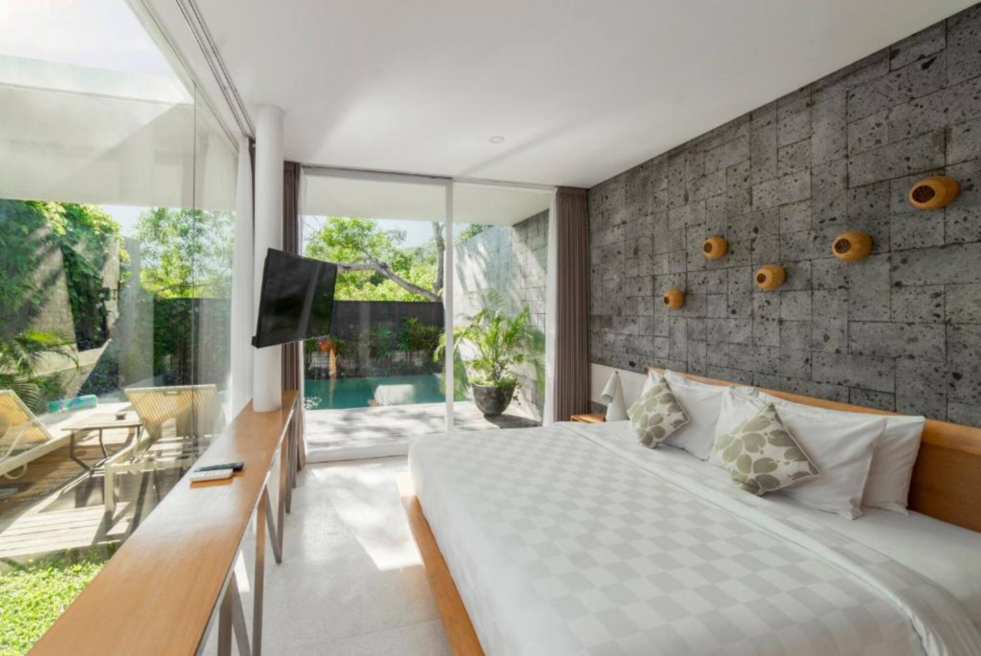 Adorable Garden Pool Nook 1 Bedroom Private Villa in Uluwatu 2