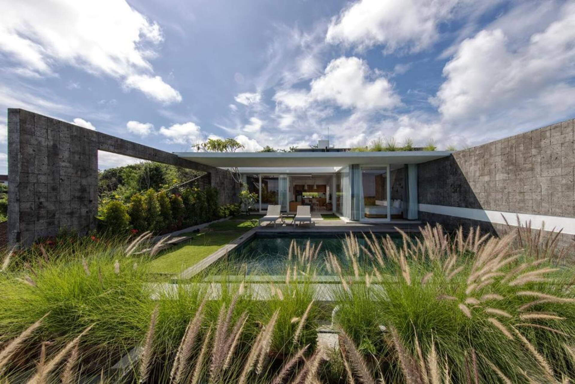 Sweeping Coastal Vista 2 Bedroom Private Villa in Uluwatu 3