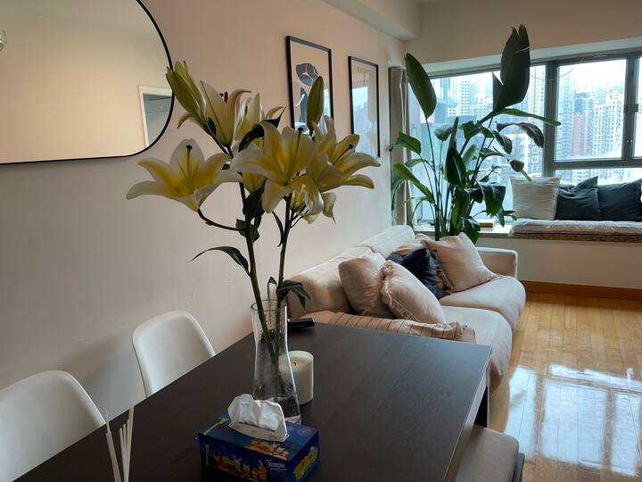 Flat in Sheung Wan, HK Island Apartments for Rent in Hong Kong, Hong Kong Island, Hong Kong