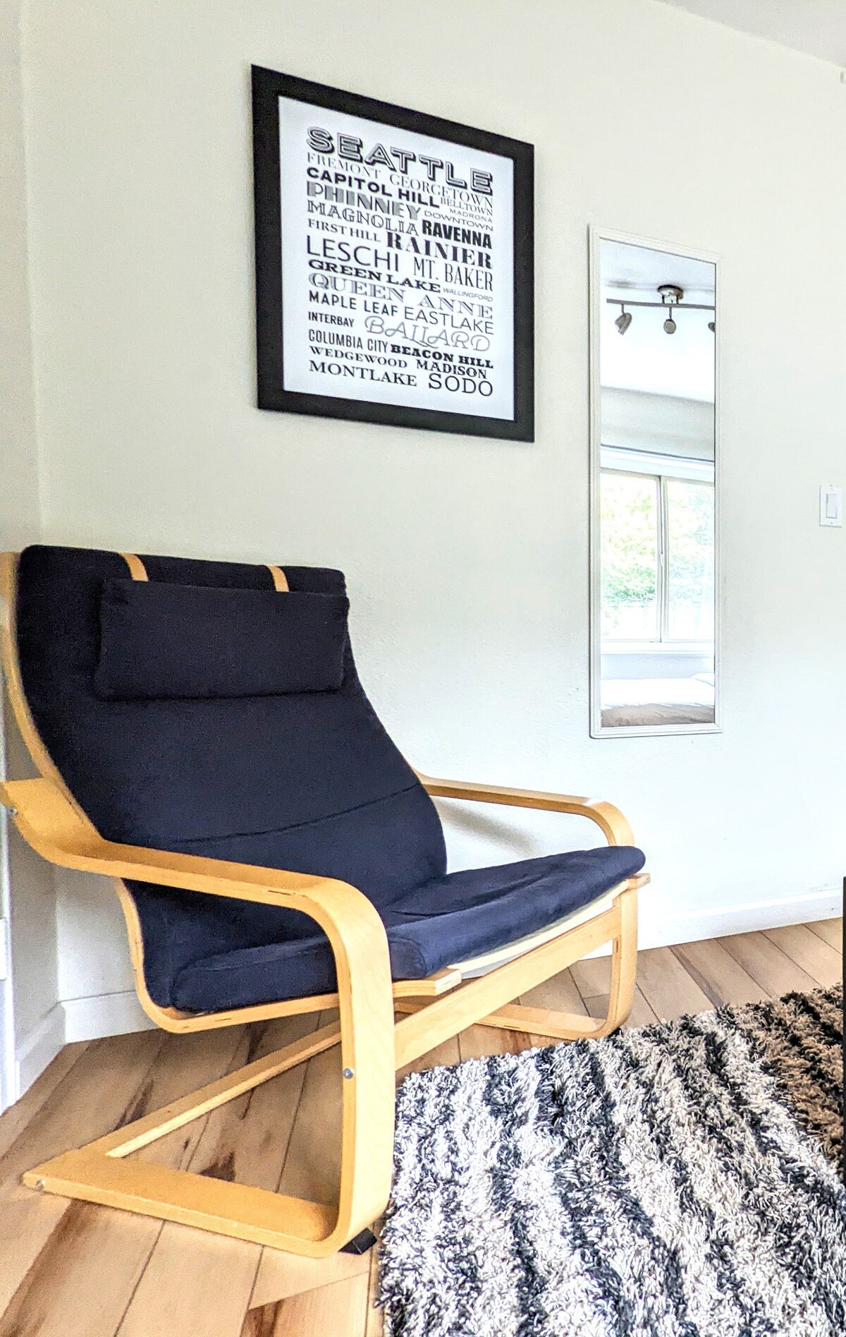 Serene Downtown Suite