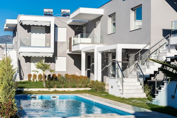 Drama Vacation Rentals with a Patio - Greece | Airbnb