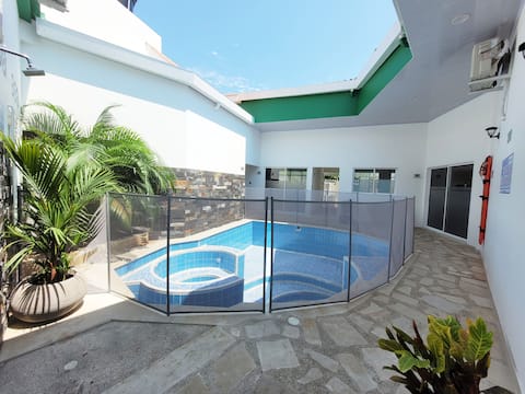 Cozy House with Terrace and Swimming Pool