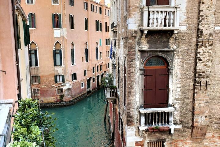 Luxury apartment near Rialto bridge, Venezia gallery image 5