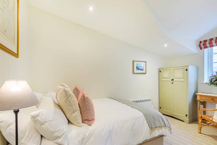 საძინებელი 6