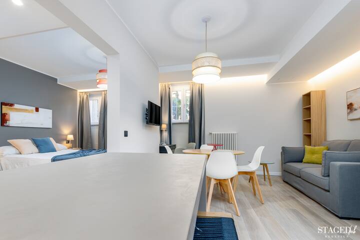 FEEL – Grand Alta Apartment gallery image 2