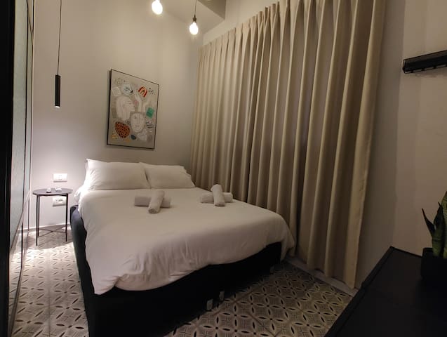 Levinski Market Hotel managed Airbnb listing 3