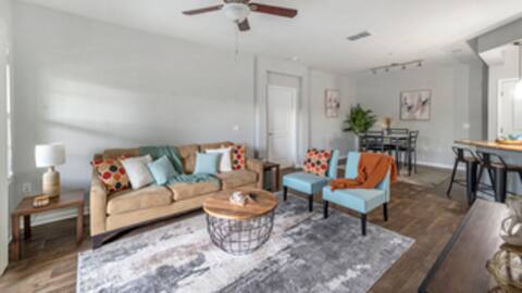 Luxury Family Resort Styled Apartment Near Disney