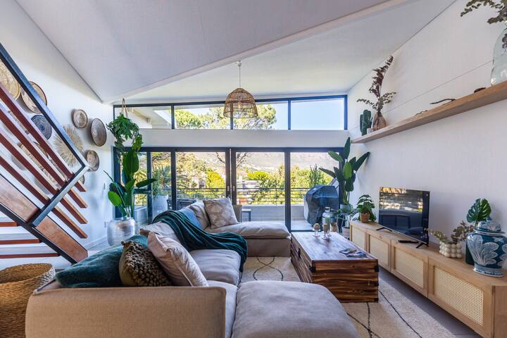 Luxury Penthouse in Camps Bay