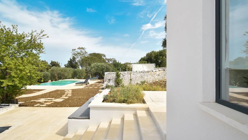 Villa/Trullo, 3 bedrooms, 3 bathrooms, own pool gallery image 2
