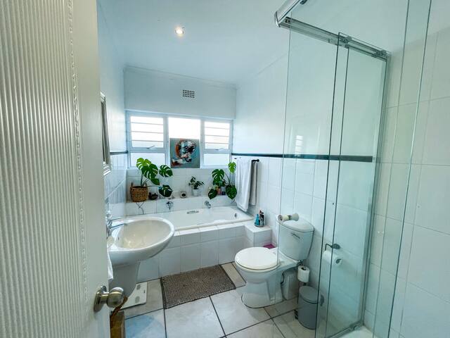 Luxurious beach house gallery image 4