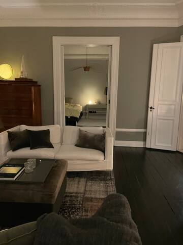 Parisian luxury apartment gallery image 2