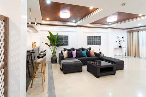 Nahla's House - Newly Renovated