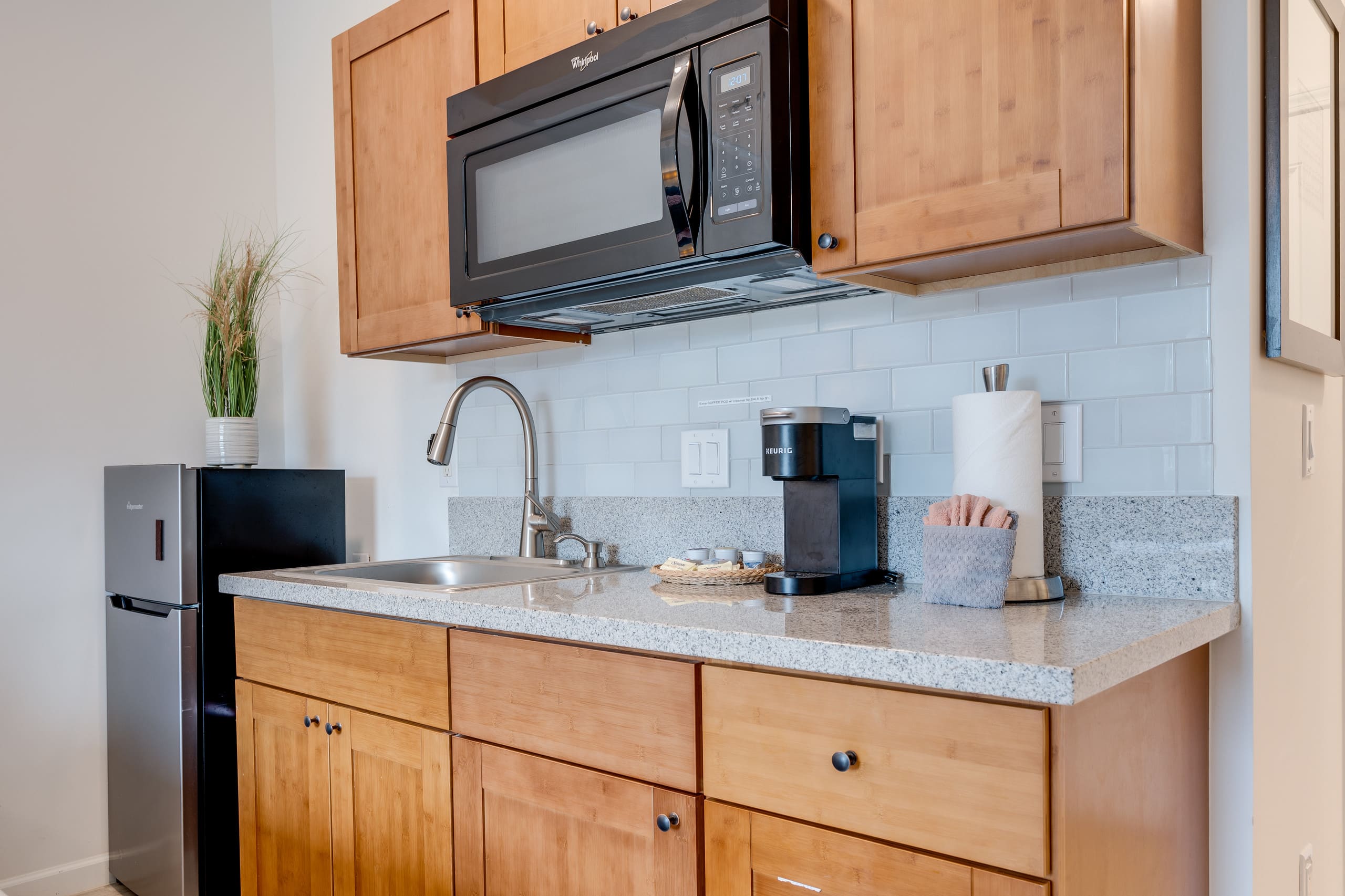 Waena Inn 9– Newly Renovated Maui Private Suite - Image 3
