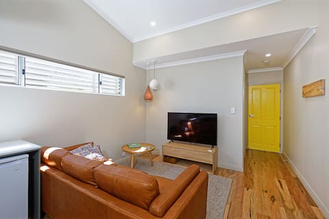 Popular Airbnb listing: Bushy Beach House - Your Place to Stay in Quindalup