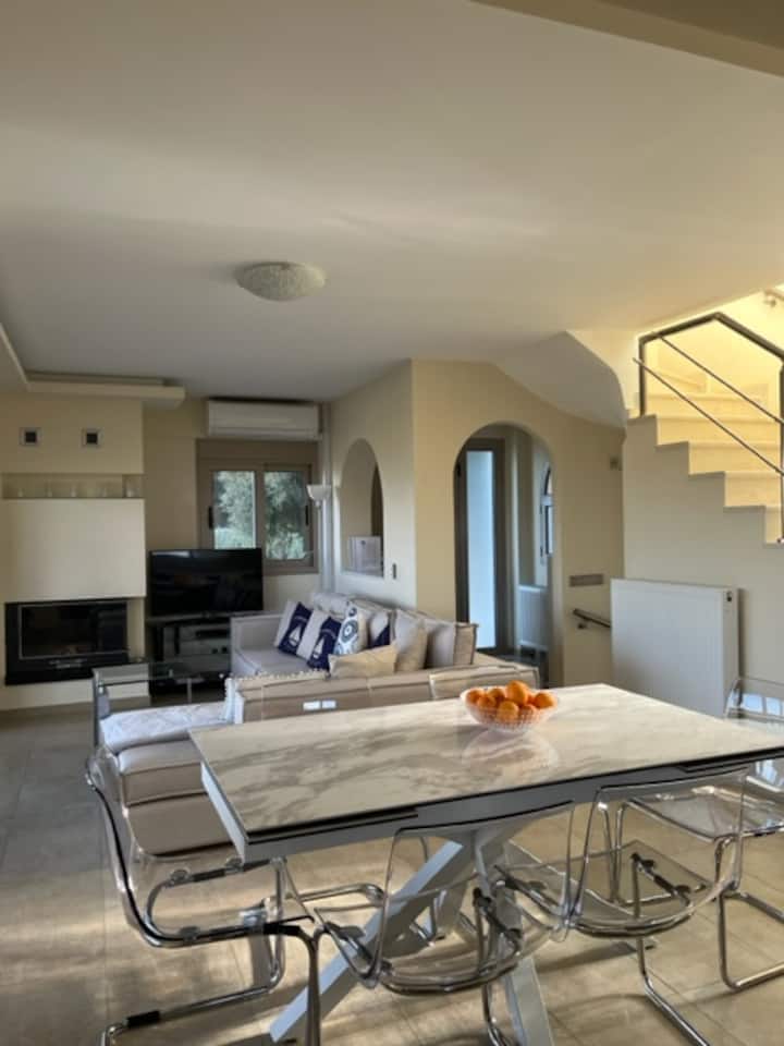 Dnevna soba i blagovaonica