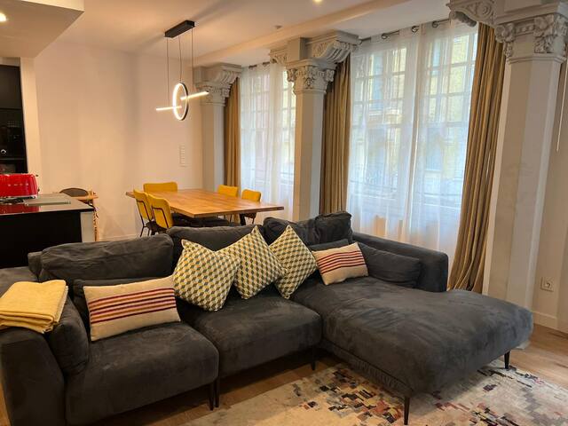 Palacete Frente al Casco Viejo de Bilbao gallery image 5