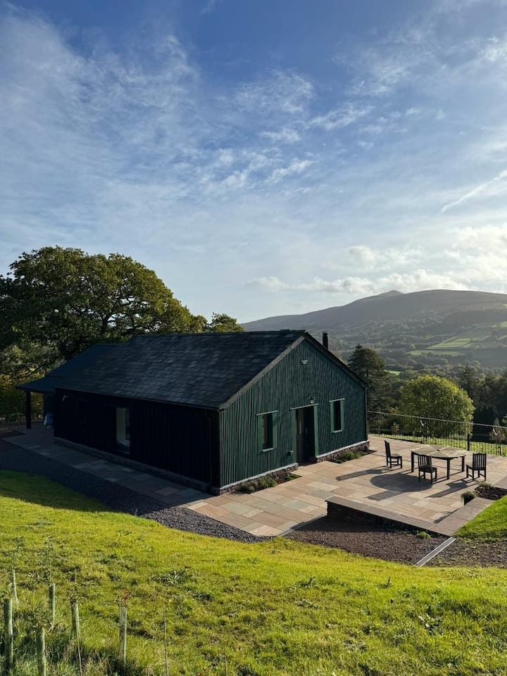 Unique Bothy near Crickhowell