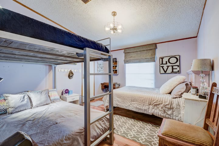 Secondary bedroom with a queen and 2 full beds!  