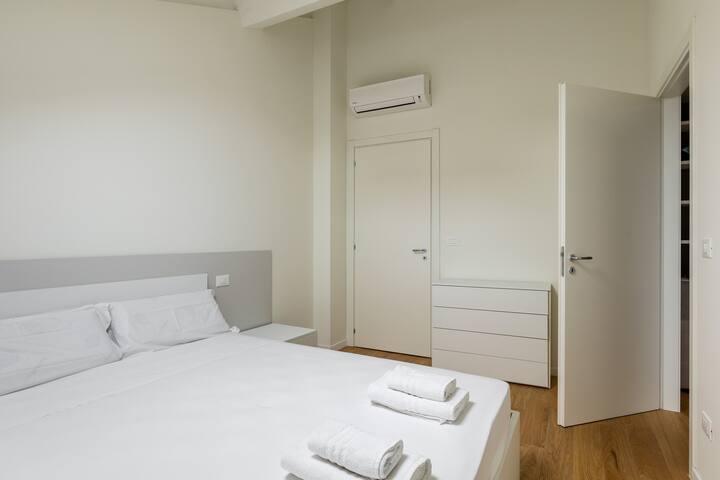 Casa Gini – Contemporary Apartment gallery image 4