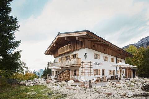 Alpeltalhütte - Basequartier
