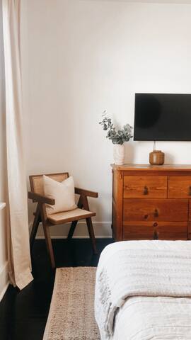 The Luca – Steps from Larchmont Village gallery image 5