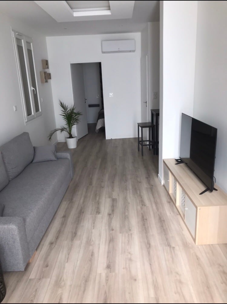 Top Airbnb: Nice renovated 3-room apartment in Sète