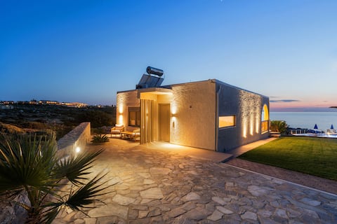 Seafront Junior Villa with private heated Jacuzzi