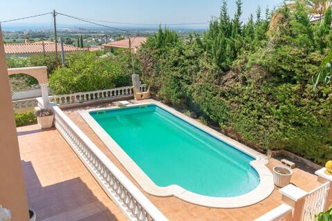 Villa Leo with sea view and private pool