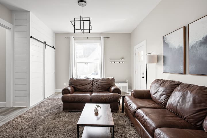 Comfortable Home On North Side - Indiana