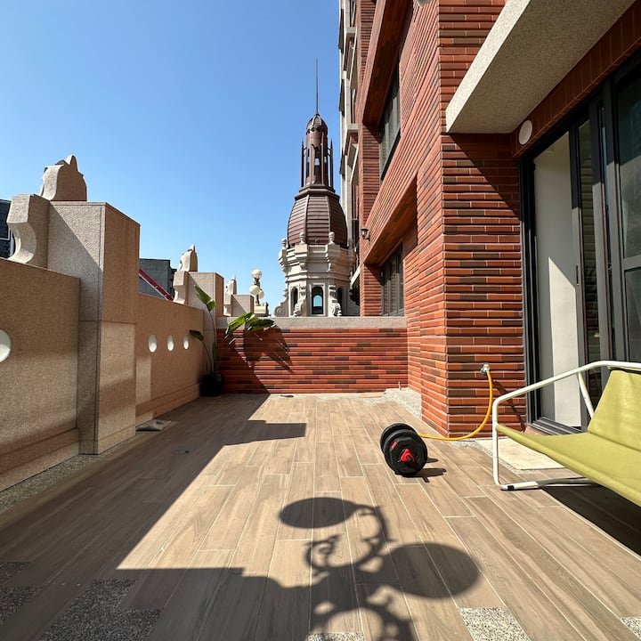 Castle terrace 1 bedroom large living room Kitchen Apartments for