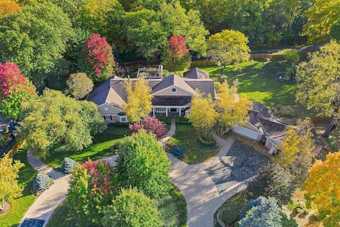 Father of the Bride Private Estate •Spa• Sleeps 25